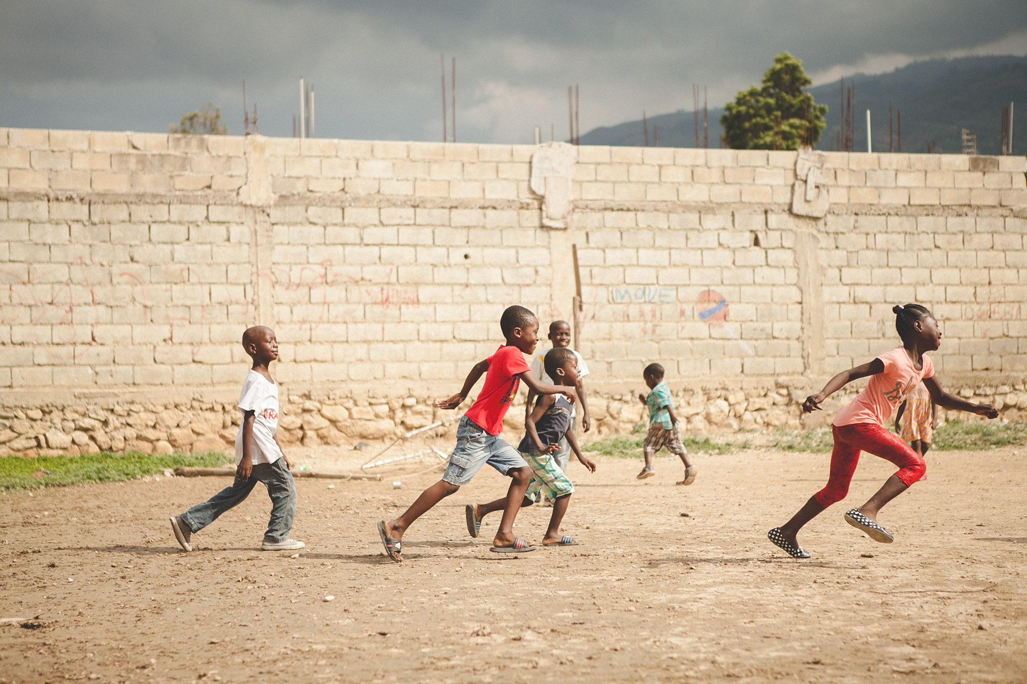 Bruno Santos Fotografia - Humanitarian, Portraits, Fine Art, Corporate